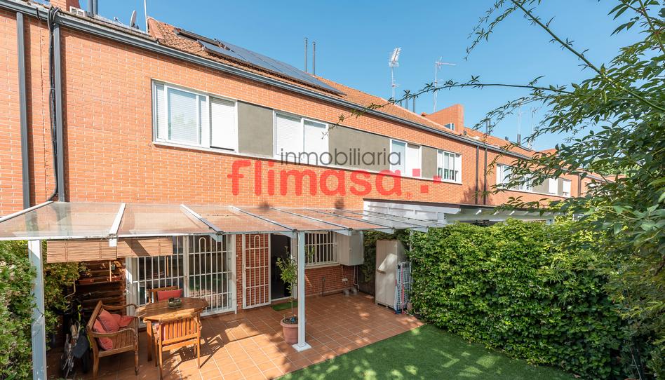 Foto 1 de Casa adosada en venta en Calle Sofía de Grecia, Sector S, Madrid