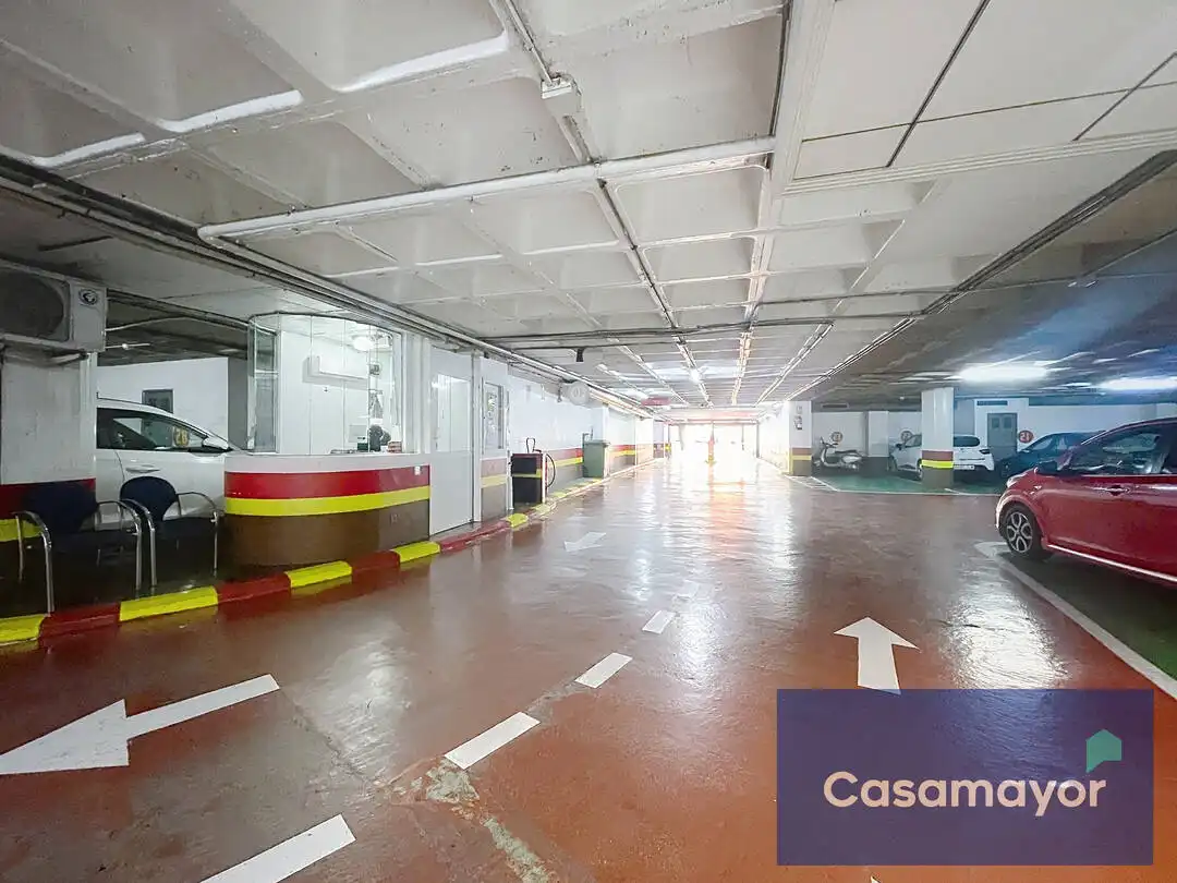 Garage for sale in Carrer Navas, 41, Barrio del Centro