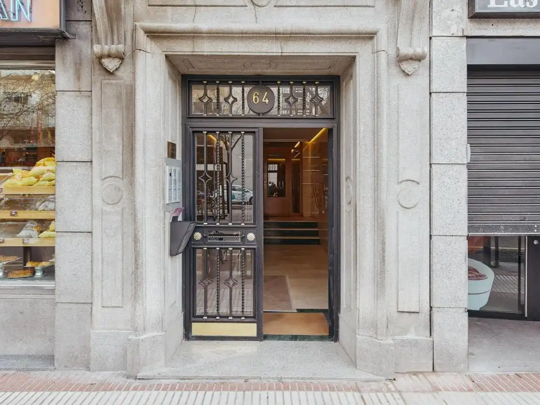 Piso en venta en Madrid con Aire acondicionado, Calefacción y Amueblado