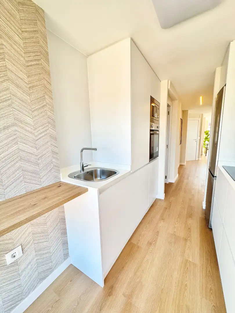 Cocina de Apartamento en venta en Vilagarcía de Arousa con Calefacción, Amueblado y Horno
