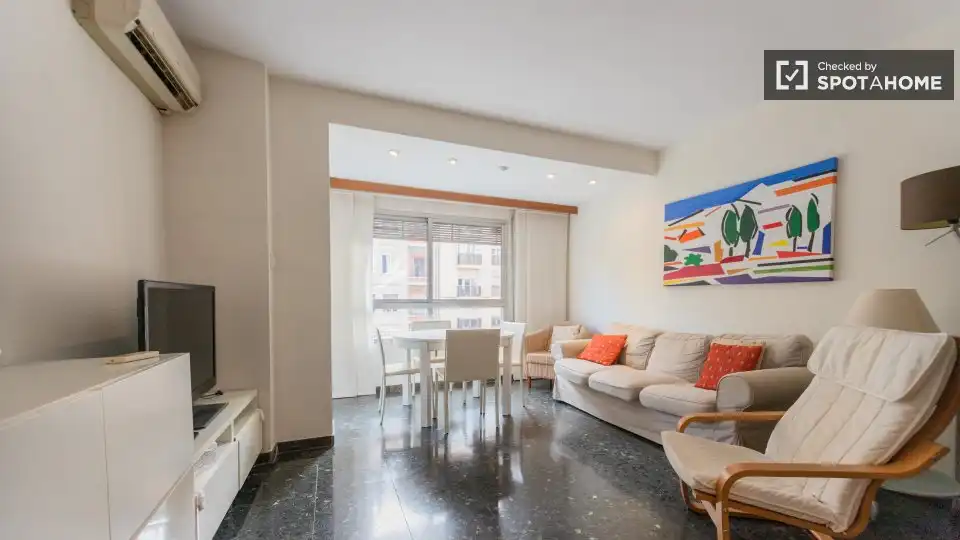 Sala de estar de Piso de alquiler en Valencia con Aire acondicionado, Calefacción y Amueblado