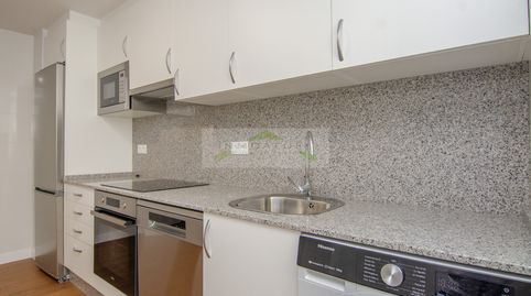 Foto 5 de Piso de alquiler en Os Mallos, A Coruña Capital