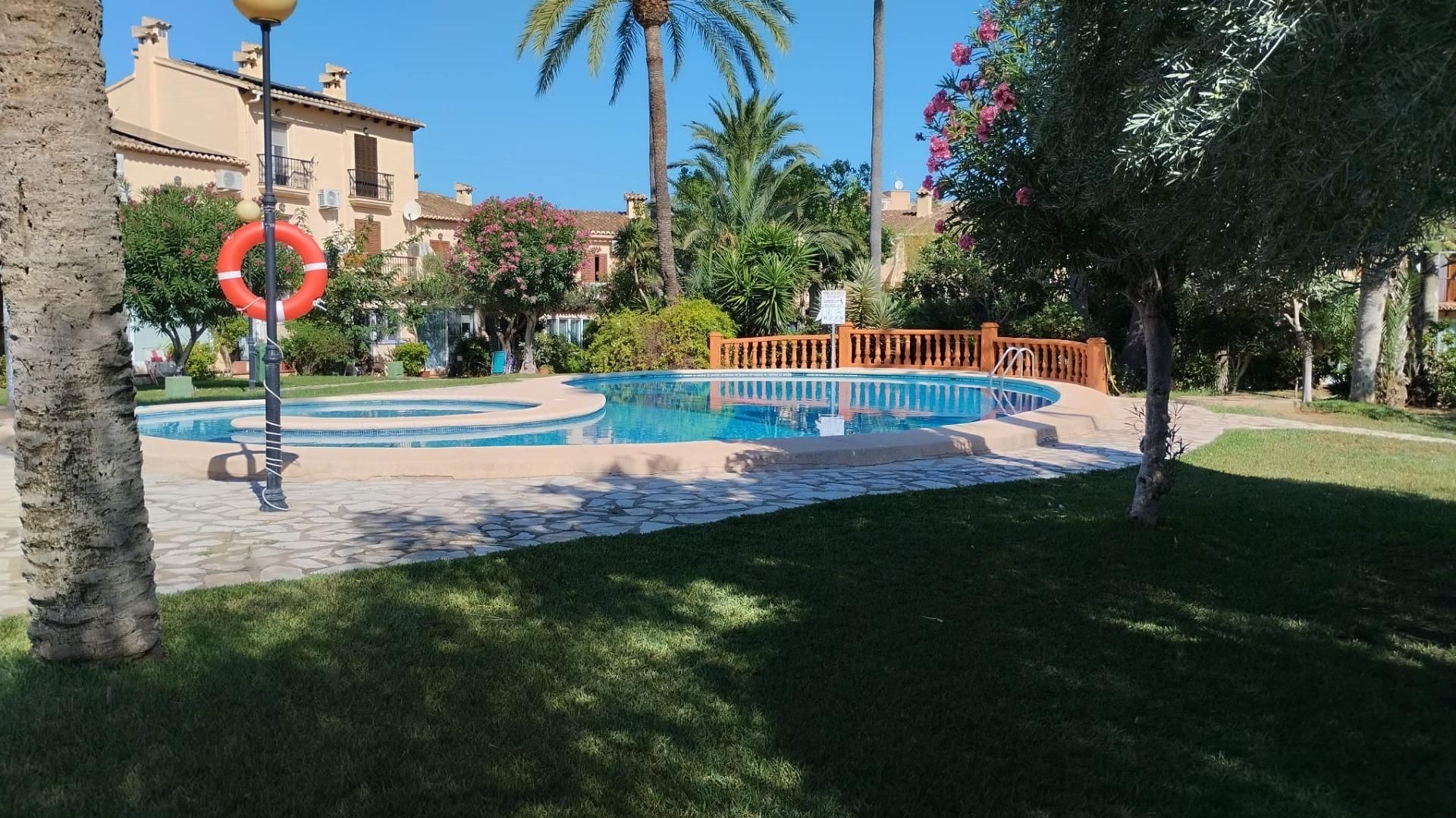 Jardí de Casa adosada en venda en Dénia amb Jardí privat, Terrassa i Balcó