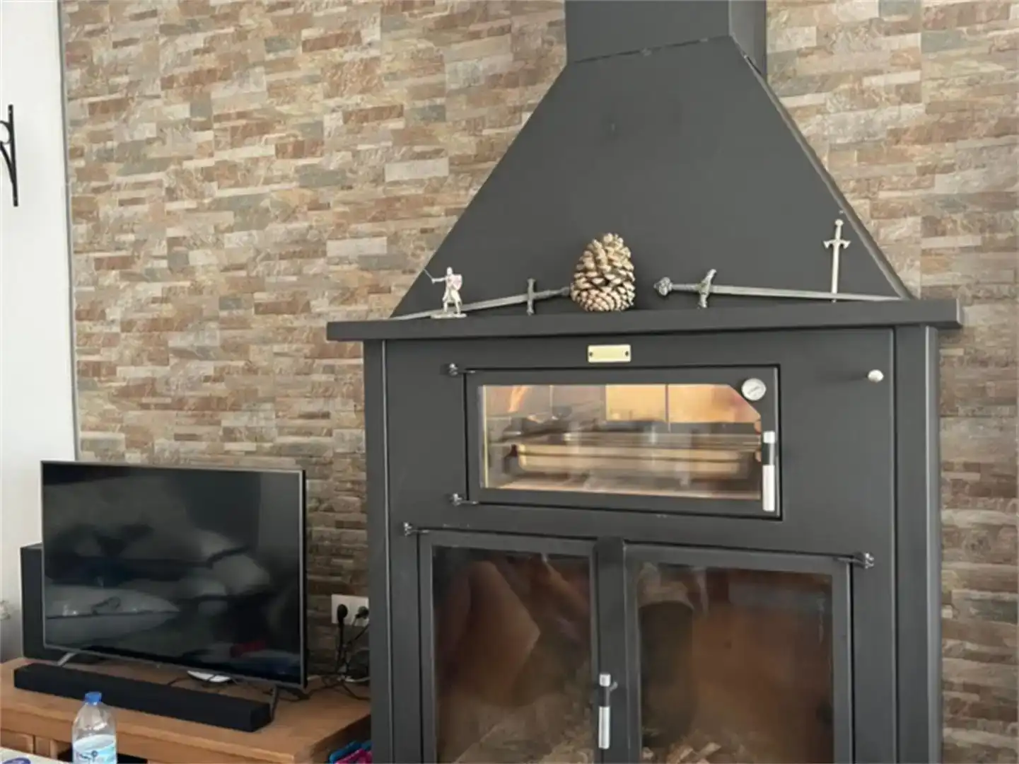 Wohnzimmer von Erdgeschoss zum Verkauf in Enix mit Klimaanlage