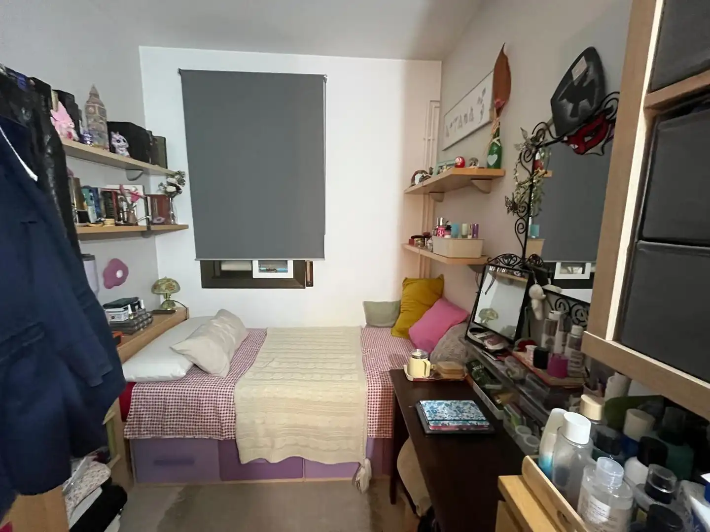 Schlafzimmer von Wohnung zum Verkauf in Barcelona mit Klimaanlage und Heizung