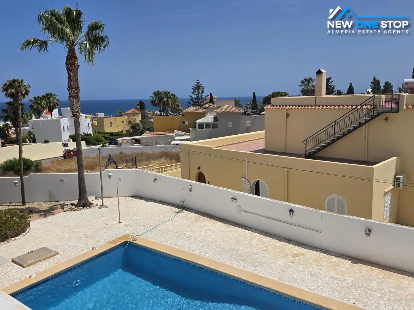 Swimming pool of Houses for sale in Mojácar  with Air Conditioner, Terrace and Storage room