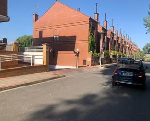 Exterior view of Garage for sale in  Logroño