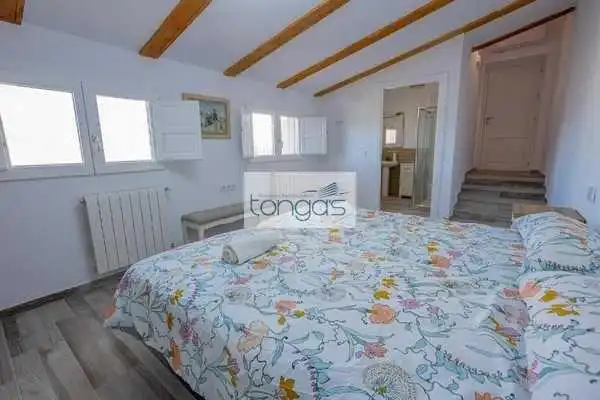 Habitación de Finca rústica en venta en Alzira con Aire acondicionado, Jardín privado y Piscina