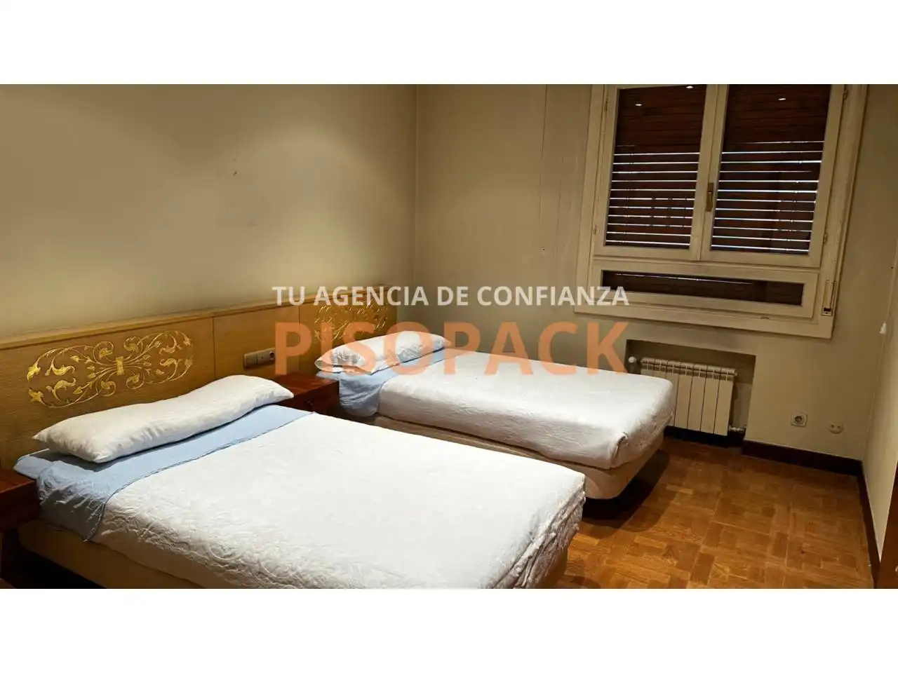 Habitación de Piso en venta en  Pamplona / Iruña con Calefacción, Terraza y Balcón
