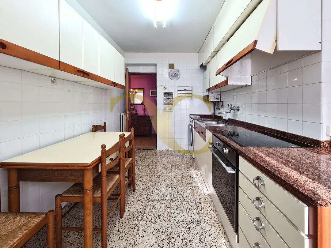 Flat for sale in Calle Orellana, La Calzada