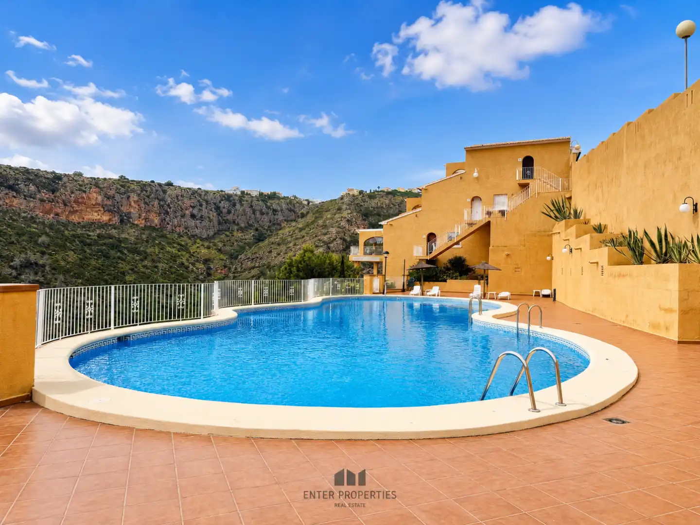 Schwimmbecken von Wohnung zum Verkauf in Benitachell / El Poble Nou de Benitatxell mit Klimaanlage, Heizung und Terrasse