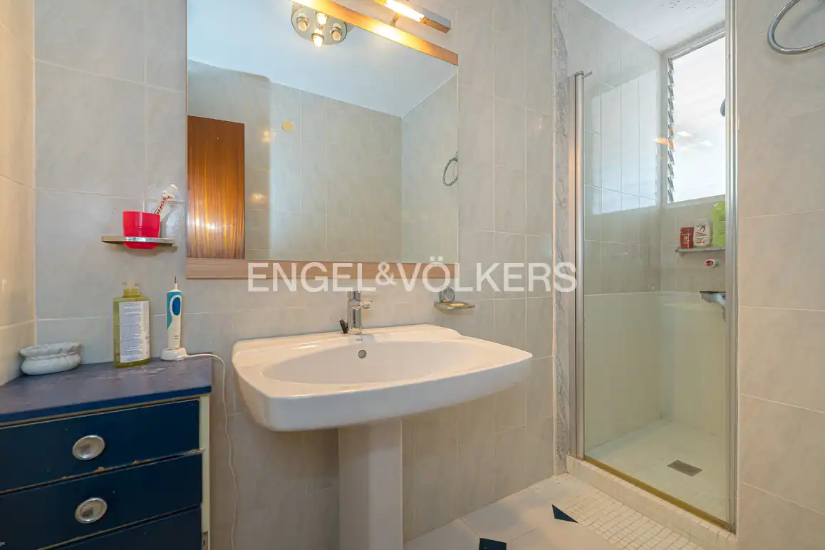 Bany de Apartament en venda en Finestrat amb Terrassa