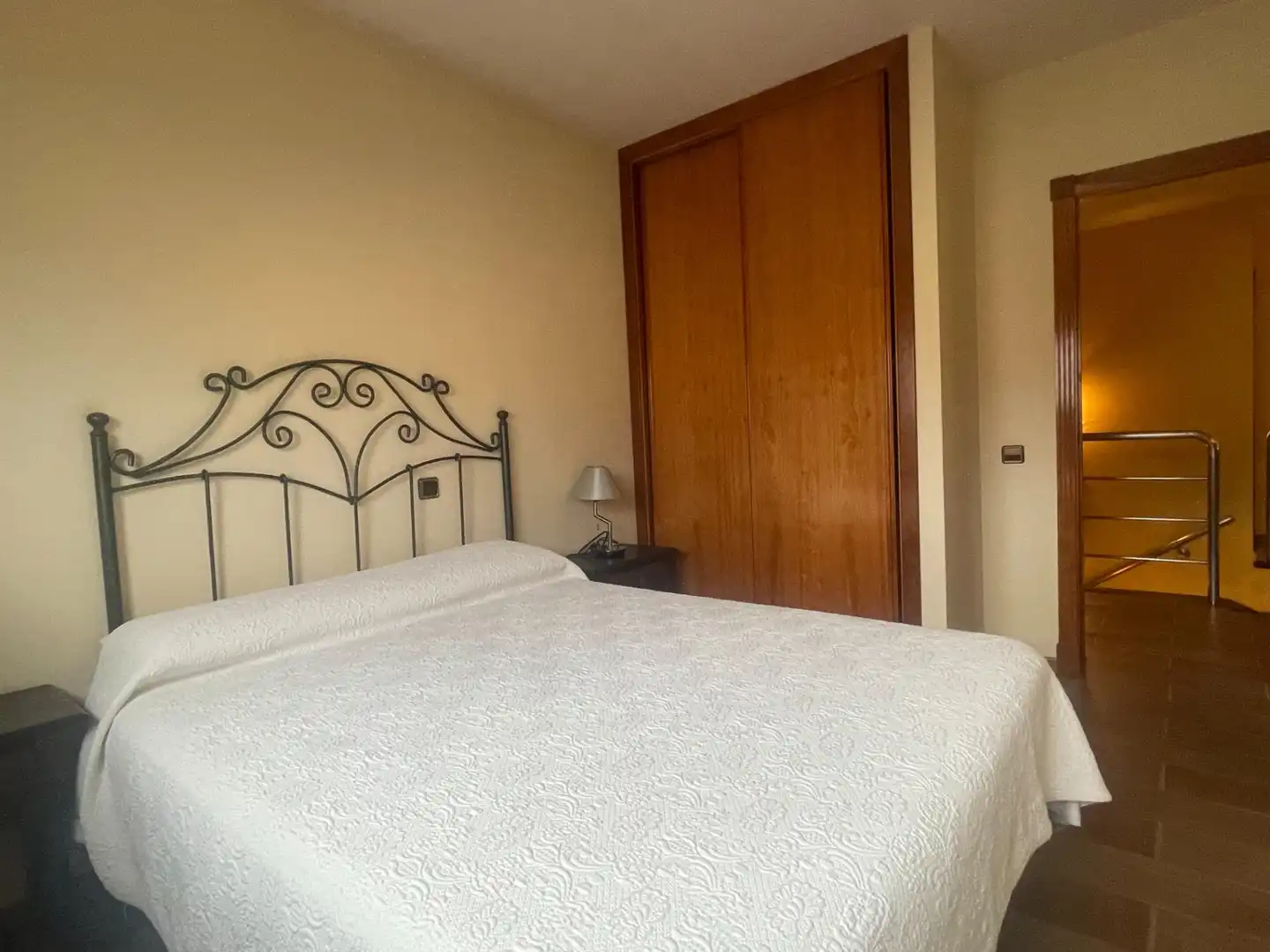 Habitación de Casa o chalet en venta en La Lastrilla  con Jardín privado, Terraza y Trastero