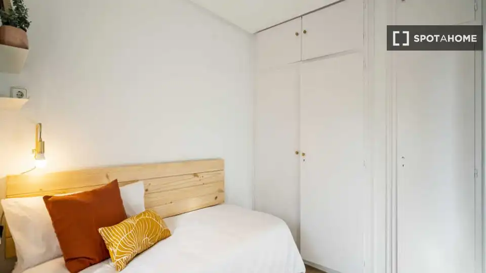 Bedroom of Flat for share in Moncloa - Aravaca
