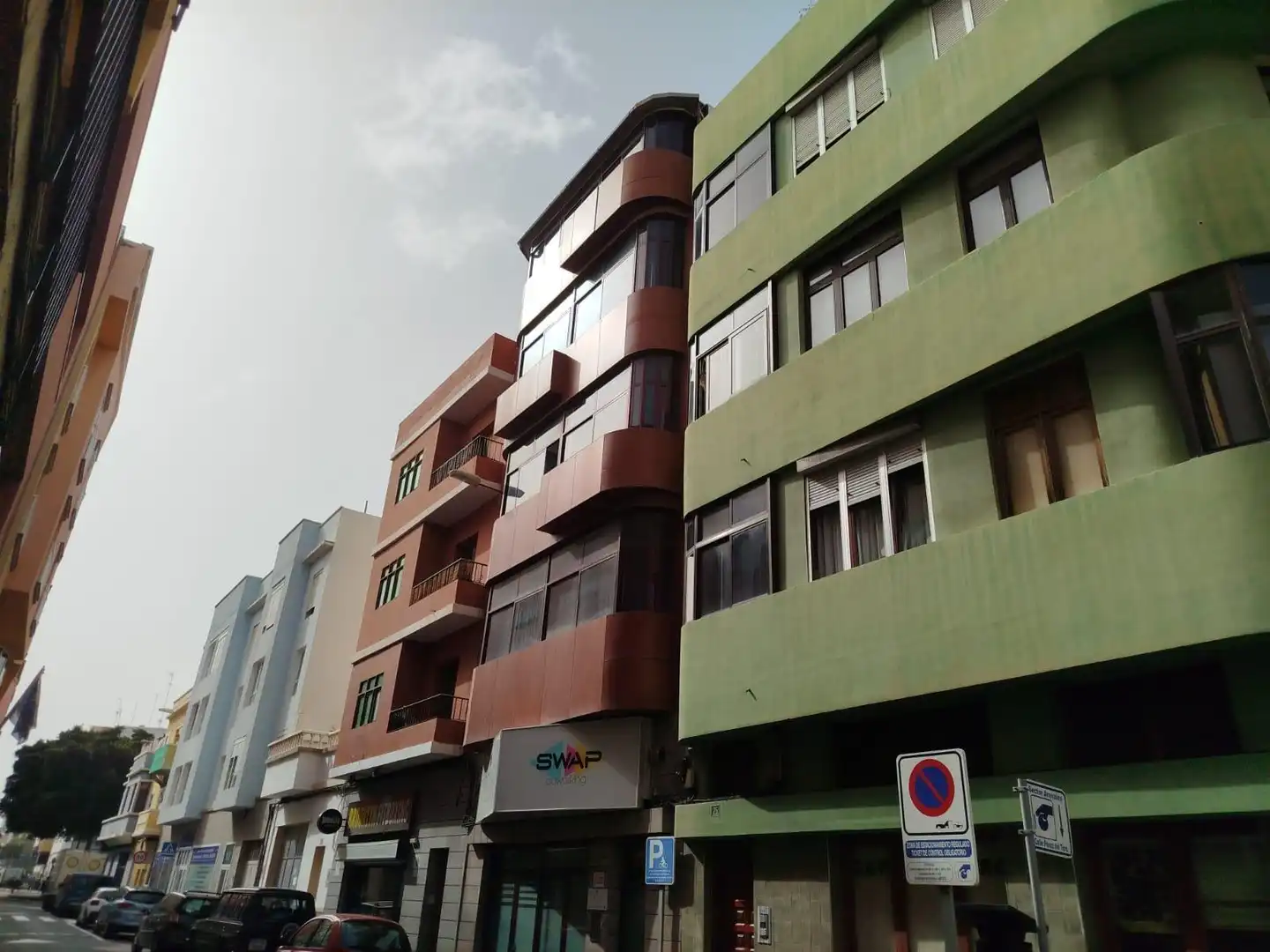 Exterior view of Office for rent in Las Palmas de Gran Canaria  with Air Conditioner