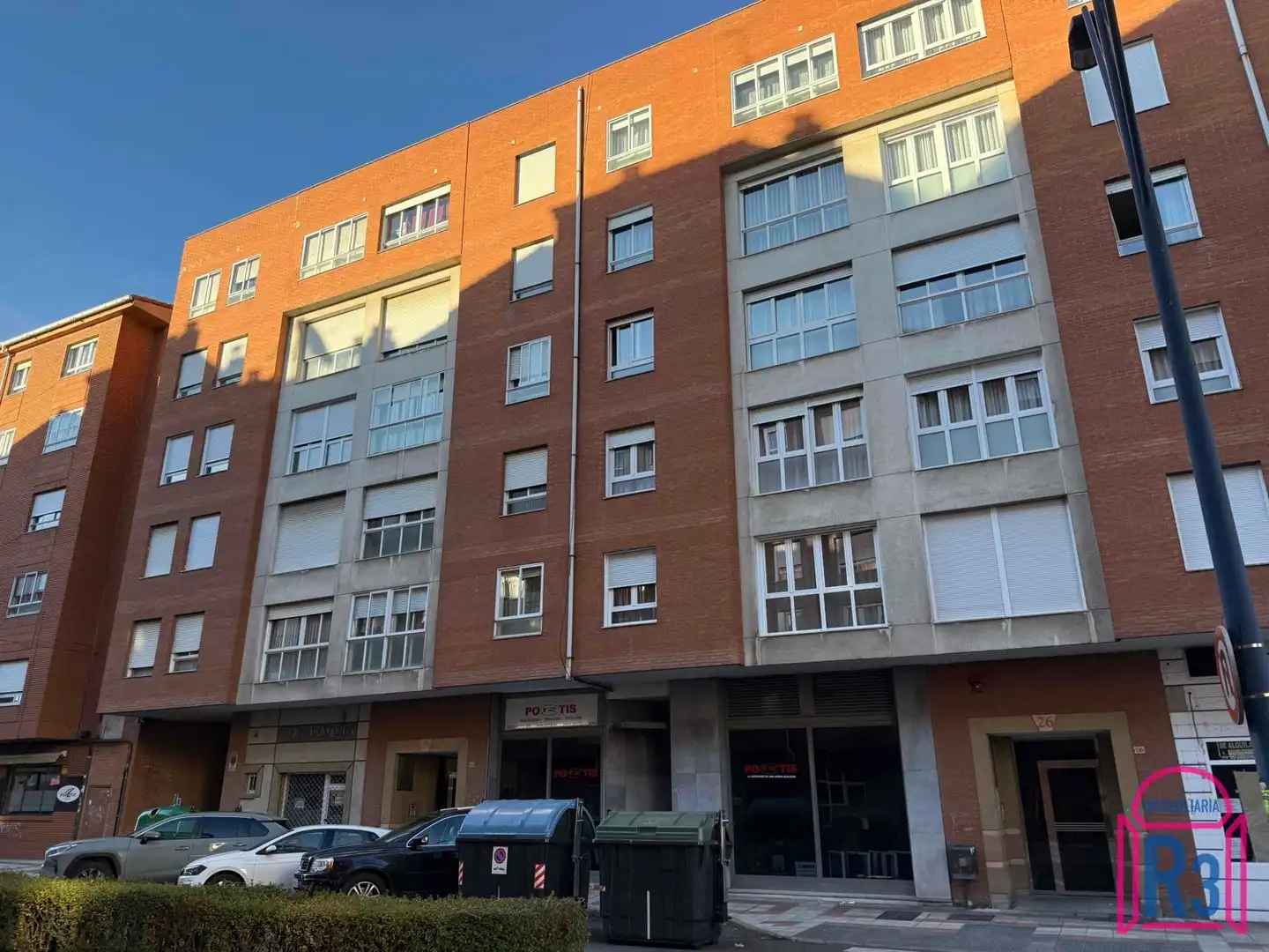 Vista exterior de Apartament de lloguer en San Andrés del Rabanedo amb Calefacció i Moblat