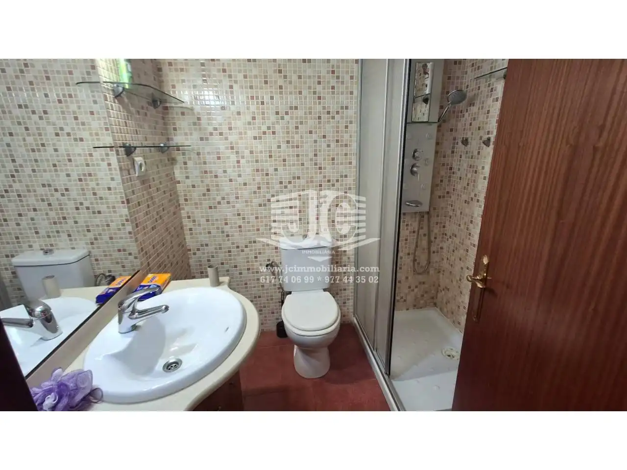 Baño de Piso de alquiler en Tortosa con Aire acondicionado, Parquet y Terraza