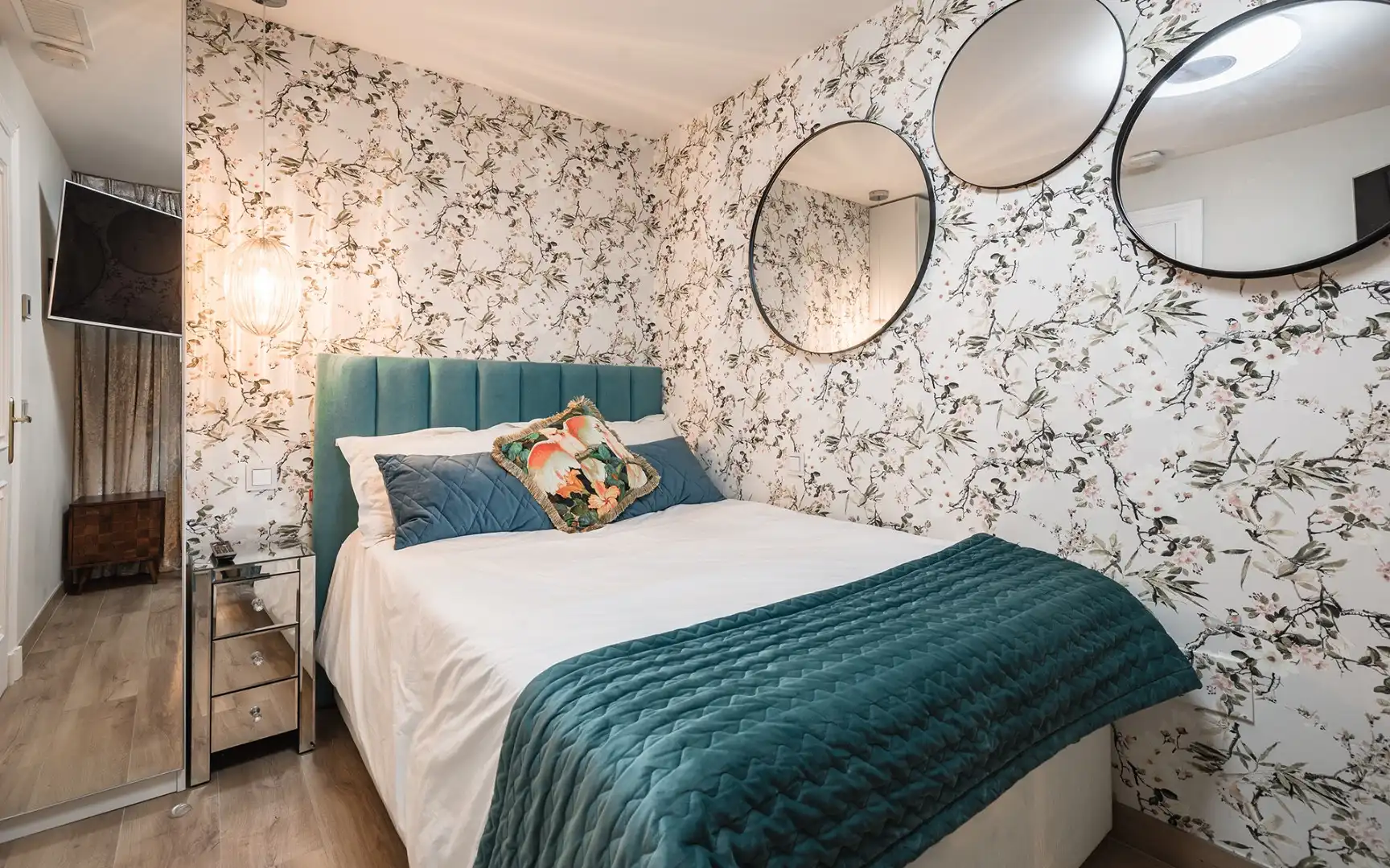 Bedroom of Duplexes for sale in Marbella  with Air Conditioner, Terrace and Swimming Pool