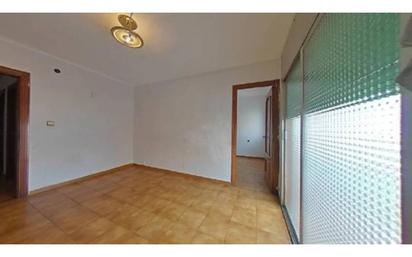 Bedroom of Flat for sale in Badalona