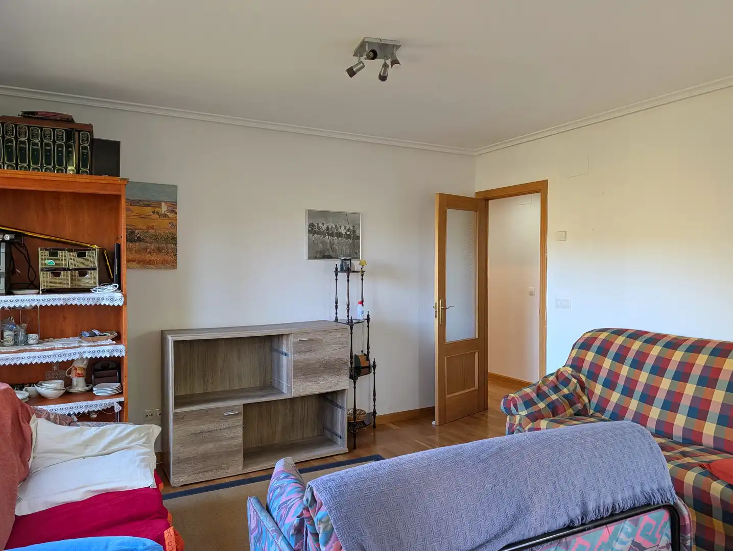 Wohnzimmer von Wohnungen zum Verkauf in Zorraquín mit Heizung, Abstellraum und Möbliert