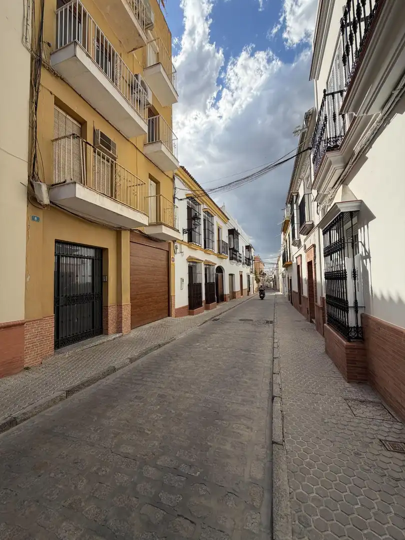 Vista exterior de Piso en venta en Utrera