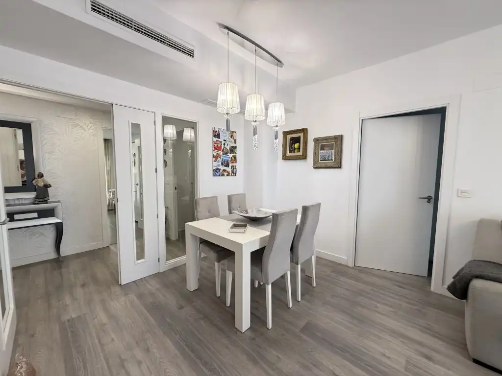 Flat with pool for sale in Calle Escritora Carmen Laforet, imagen 6