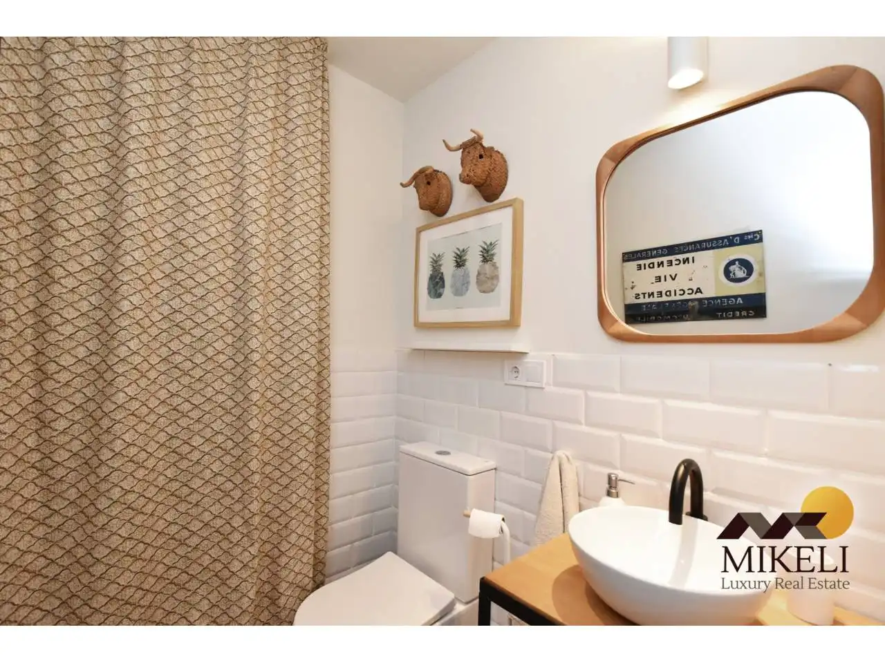 Baño de Piso de alquiler en Santander con Calefacción, Jardín privado y Terraza