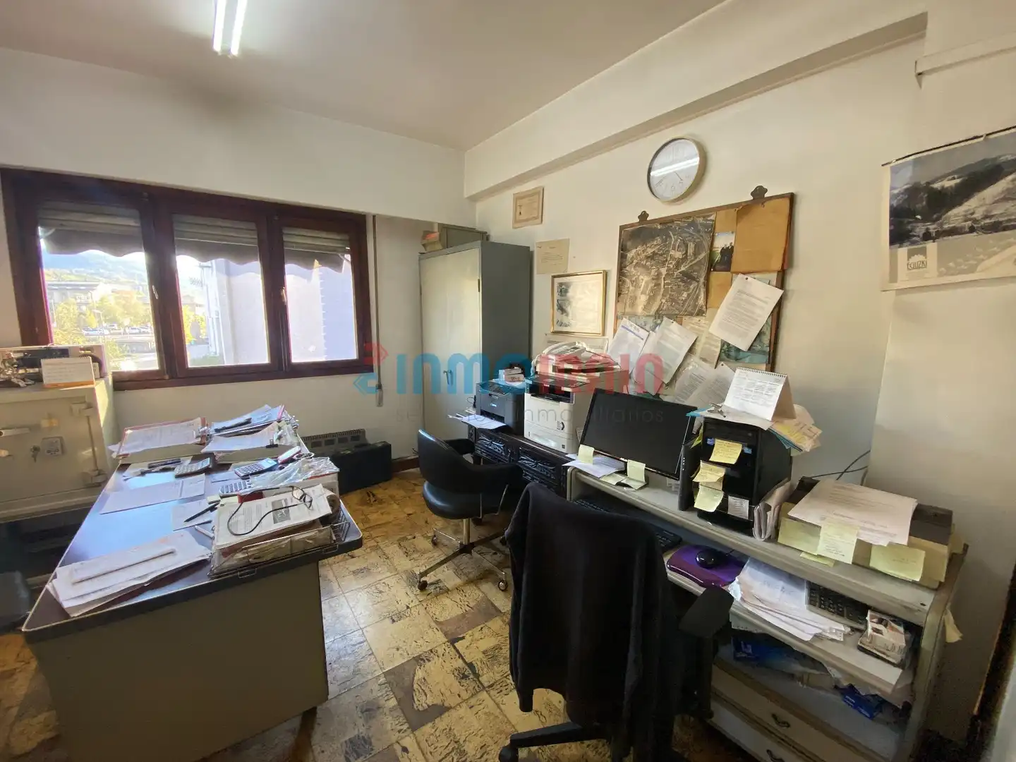 Industrial buildings for rent in Olaberria
