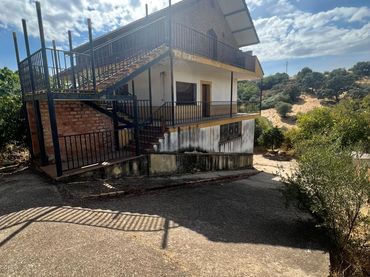 Villa mit Balkon zum Verkauf in ENCINARES DE ALCOLEA
