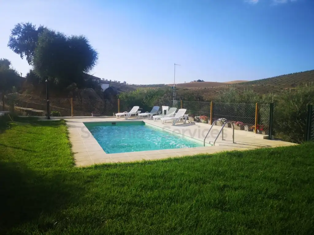Piscina de Finca rústica de lloguer en Ronda