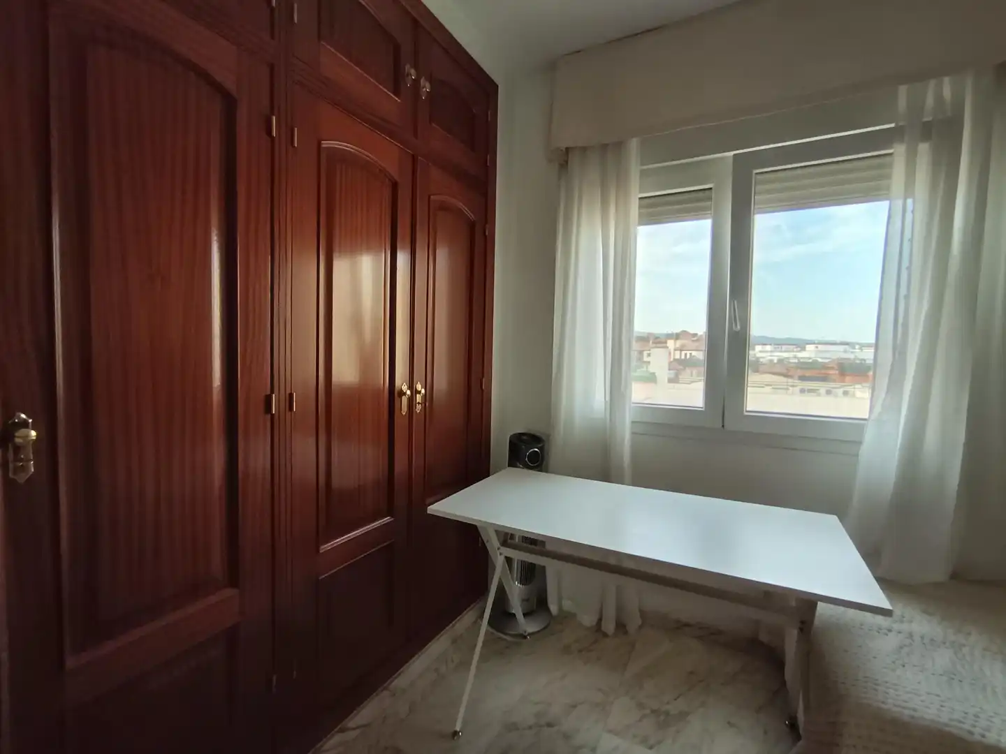 Bedroom of Flat for sale in Córdoba  with Air Conditioner and Storage room