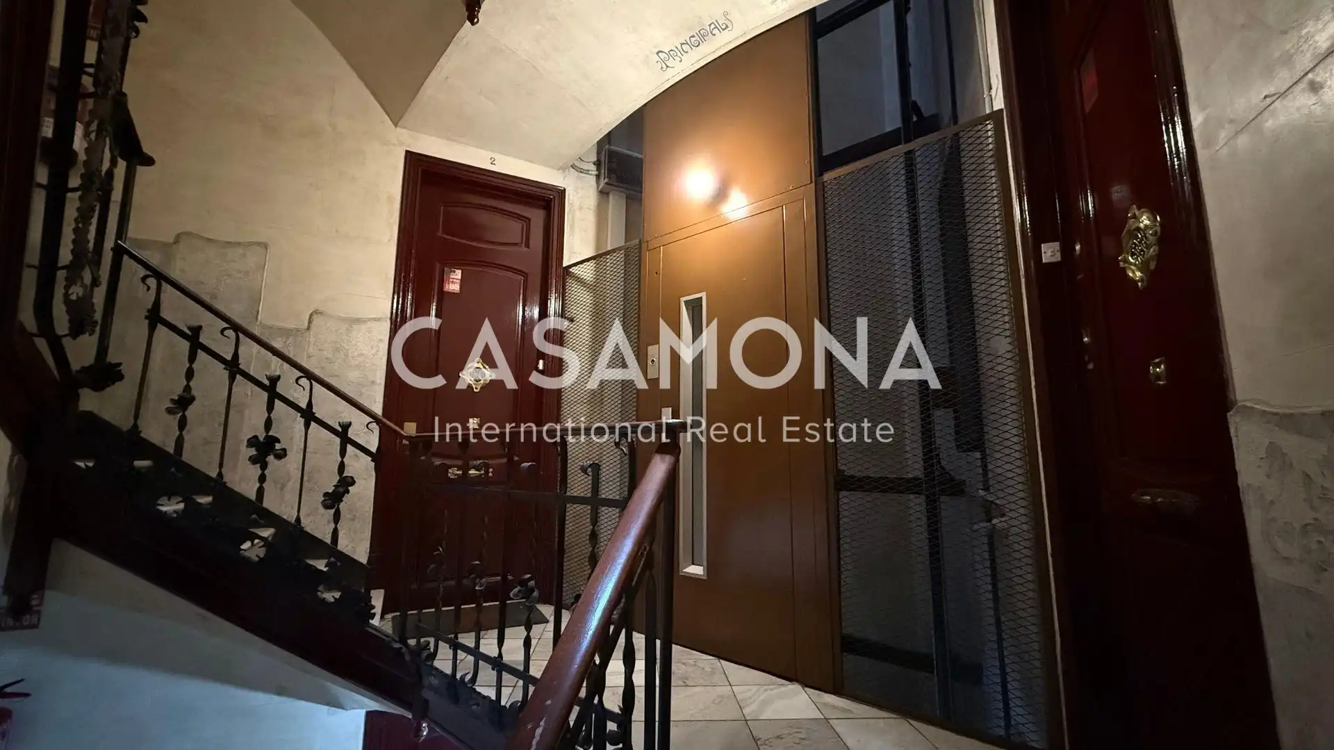 Appartement compact avec terrasse à vendre à Eixample, imagen 33
