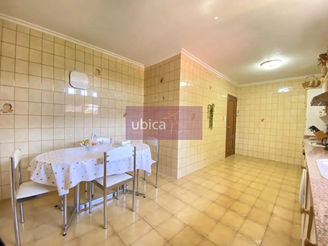 Cocina de Casa adosada en venta en Arbo con Calefacción y Balcón
