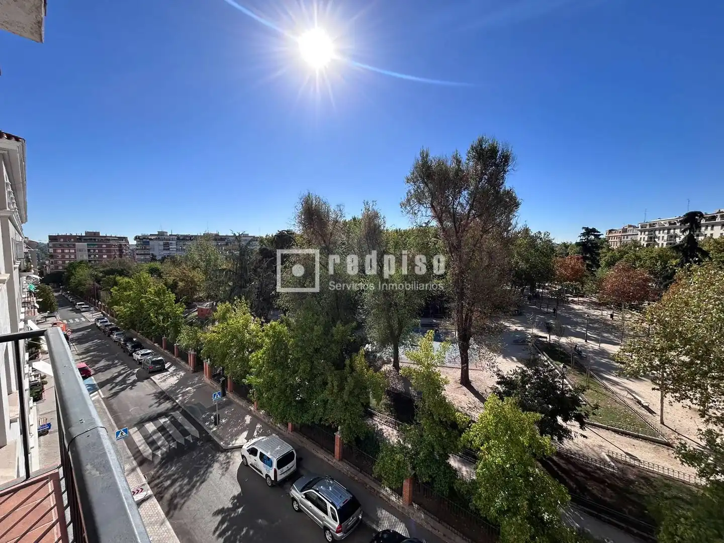 Vista exterior de Piso en venta en Madrid con Calefacción y Terraza