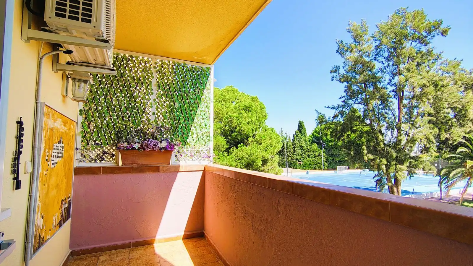 Jardí de Pis en venda en Marbella amb Aire condicionat, Rentadora i Internet