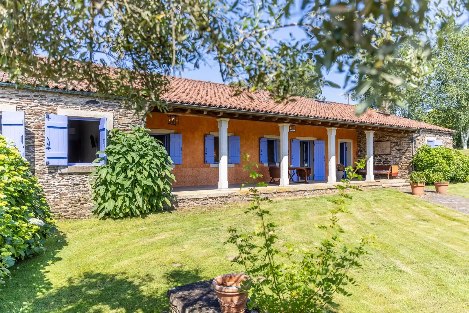 Vista exterior de Casa o chalet en venta en O Pino  con Calefacción, Jardín privado y Terraza