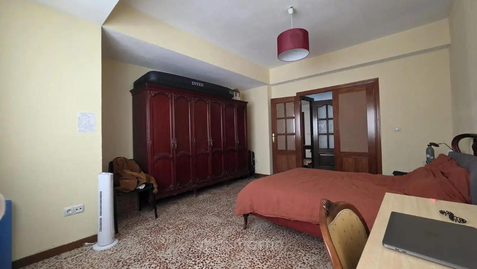 Schlafzimmer von Wohnung zur untervermieten in Salamanca mit Heizung, Terrasse und Möbliert