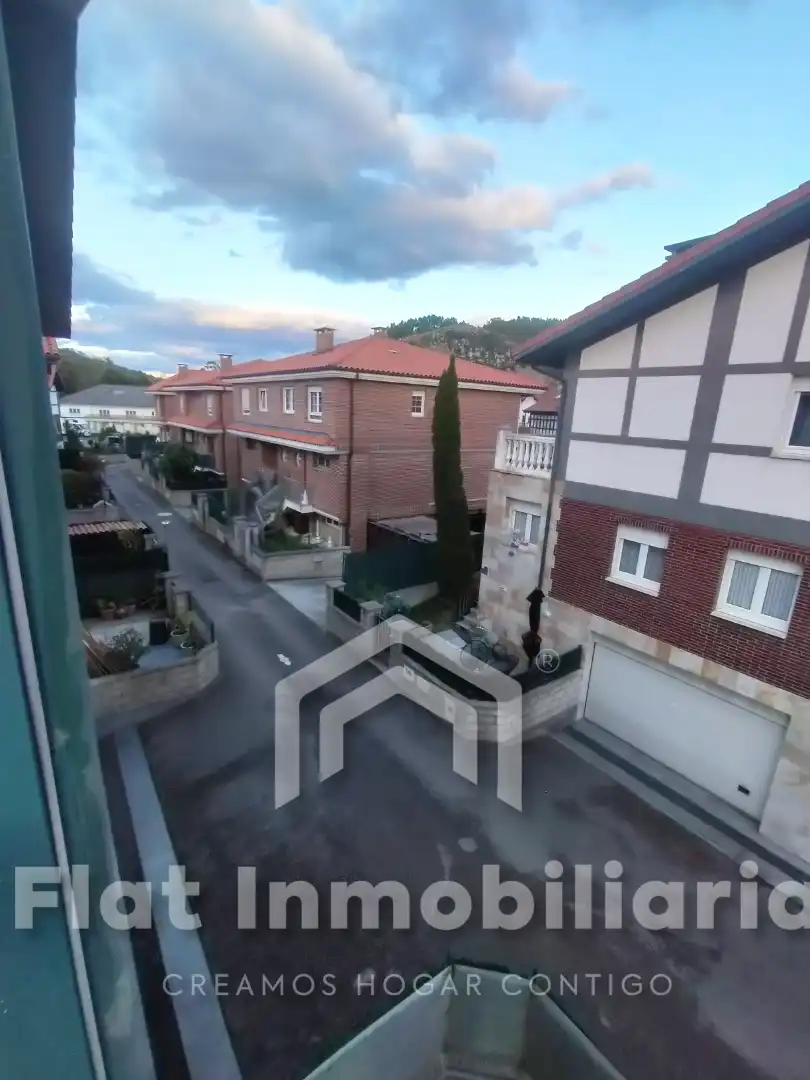 Habitatge amb terrassa en venda a Barrio Sámano 85b, imagen 58