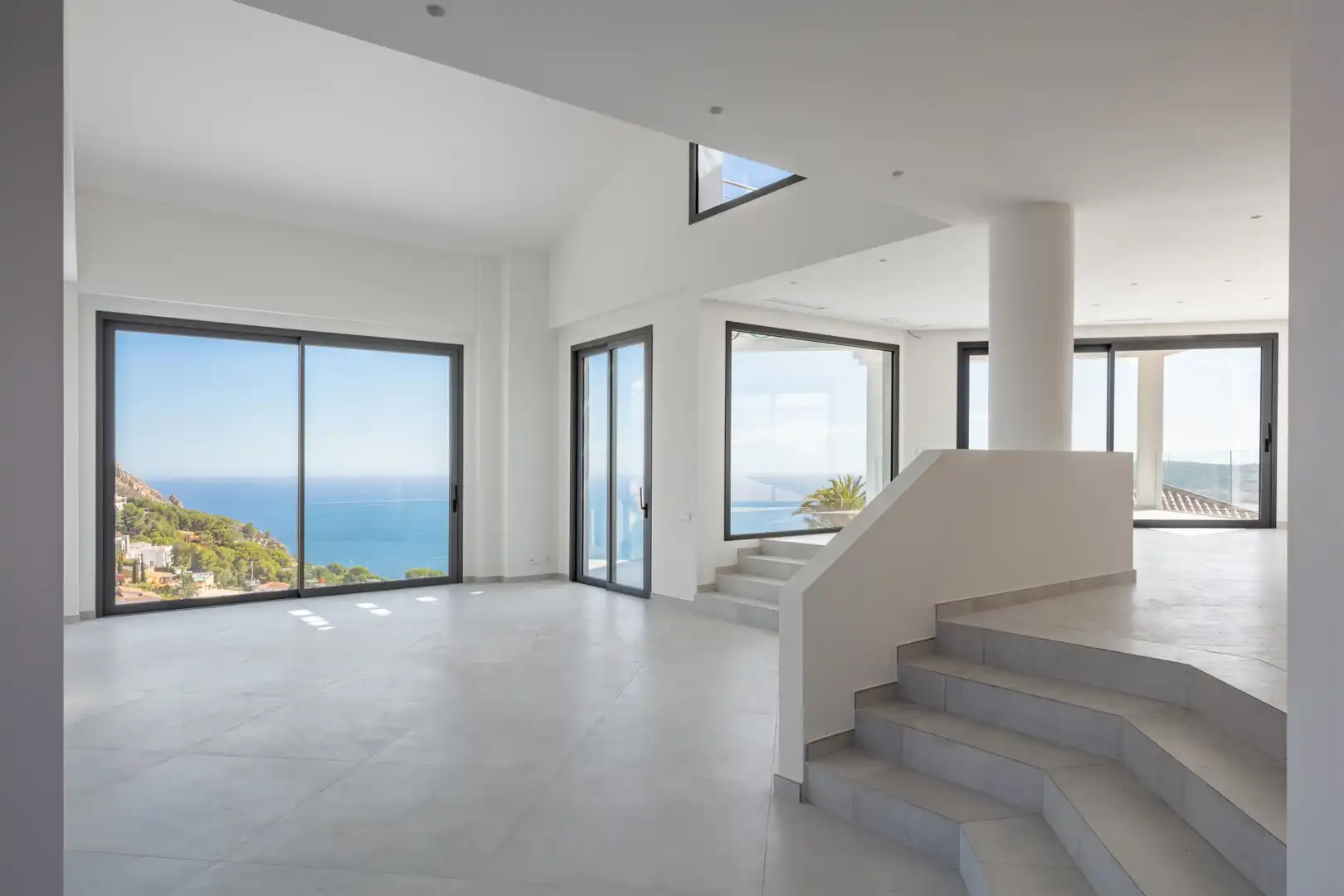 Houses for sale in Jávea / Xàbia  with Air Conditioner, Private garden and Terrace