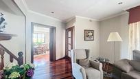 Living room of Single-family semi-detached for sale in Santiago de Compostela   with Terrace and Balcony