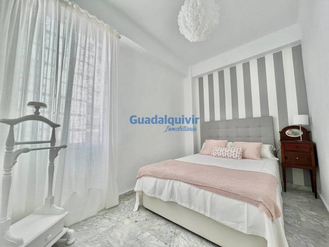 Apartamento en Alquiler en Calle larra en La Buhaira