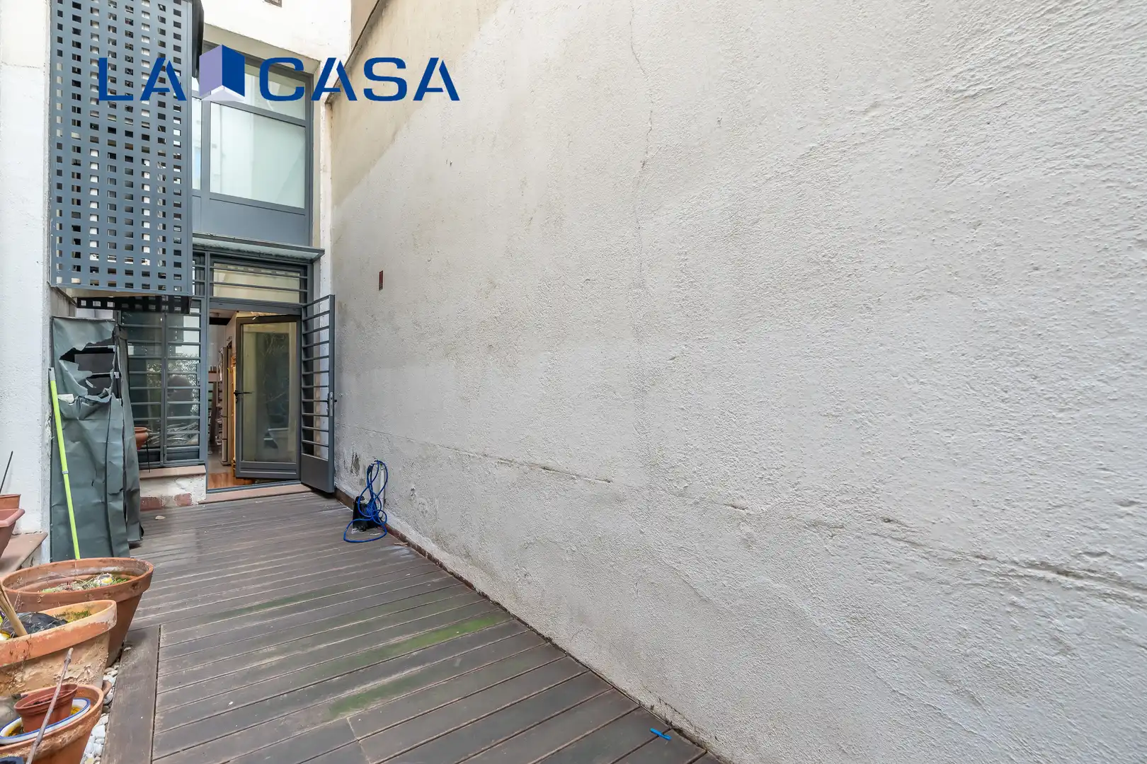 Außenansicht von Maisonette zum Verkauf in Madrid mit Klimaanlage, Heizung und Terrasse