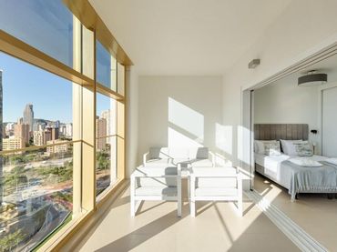 Appartement compact avec piscine à vendre à Playa de Poniente