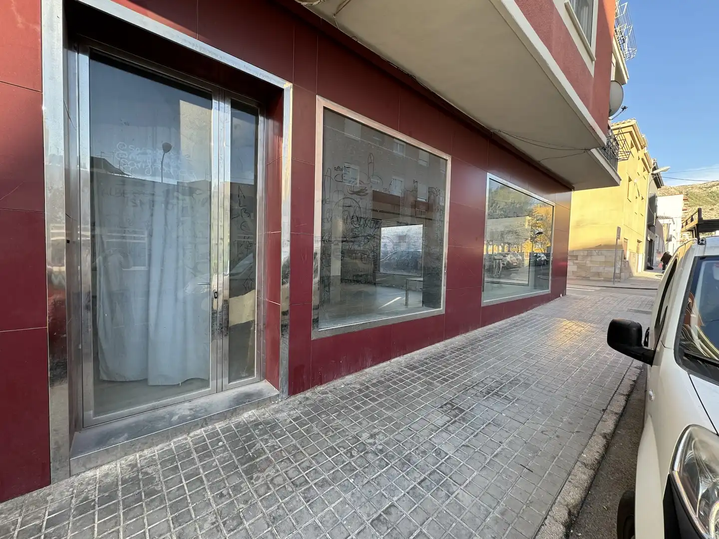 Commercial properties for sale in Calle Quintín Esquembre, La Paz
