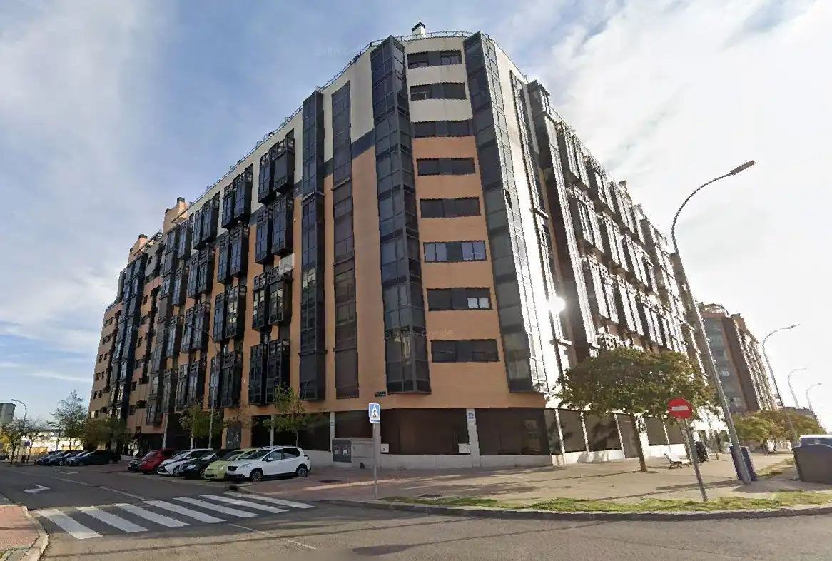 Vista exterior de Apartamento en venta en Madrid con Trastero, Amueblado y Balcón