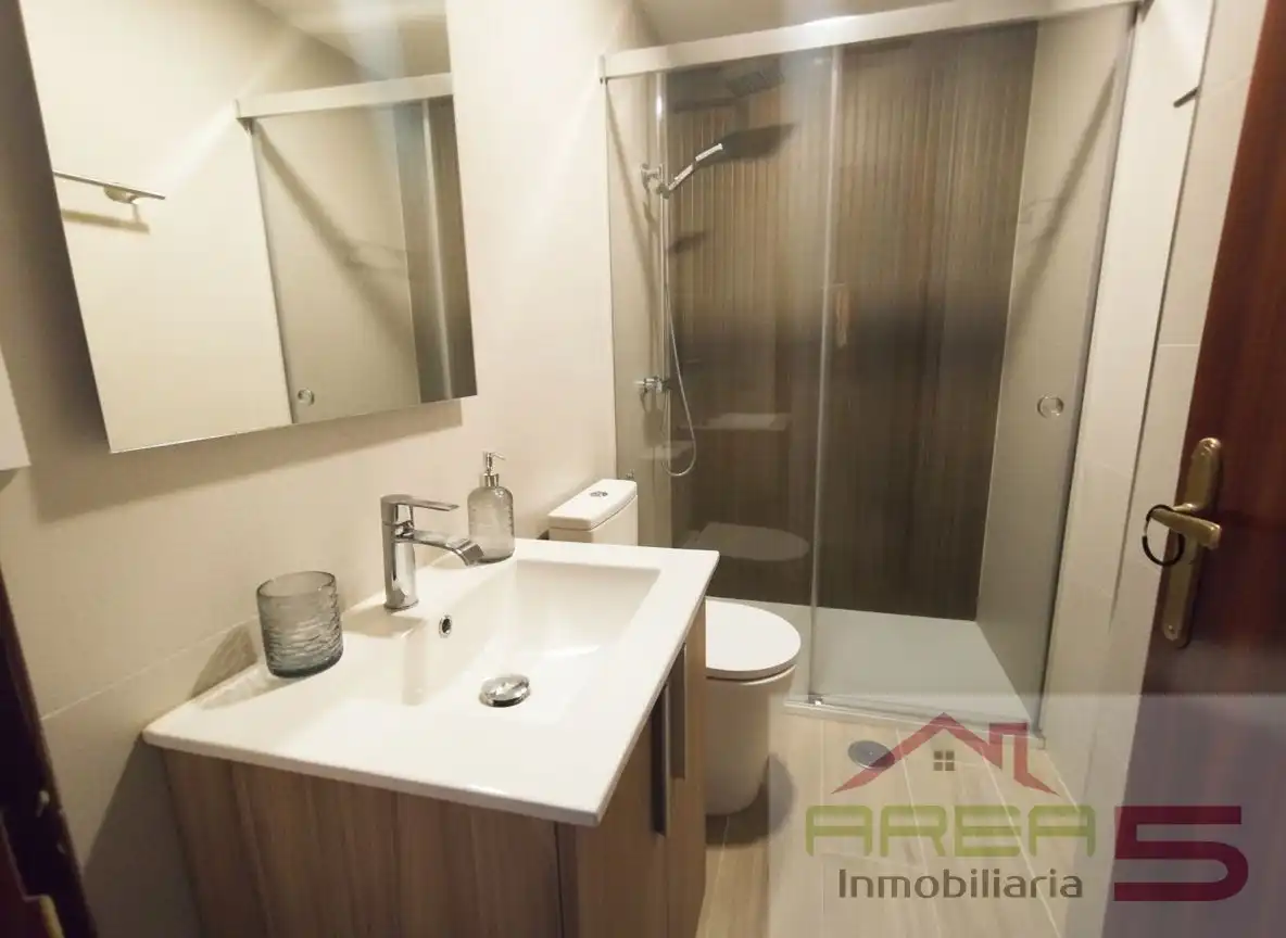 Baño de Piso de alquiler en Mérida con Aire acondicionado, Amueblado y Horno