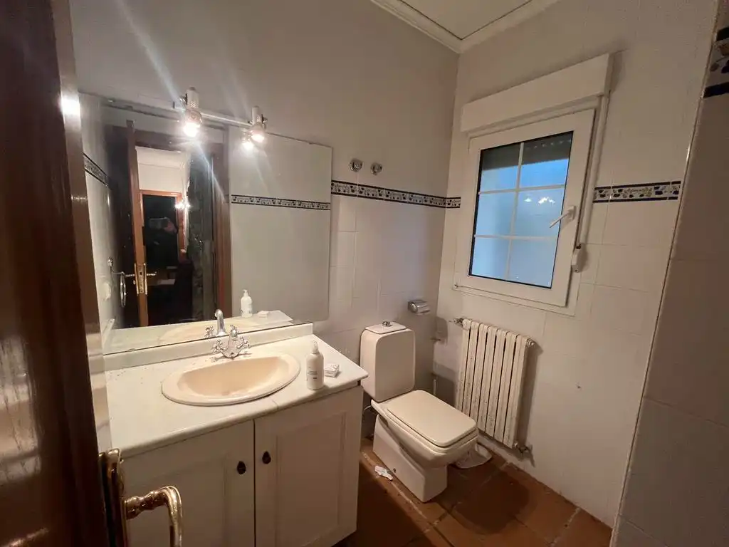 Baño de Casa o chalet en venta en Albacete con Aire acondicionado, Calefacción y Jardín privado