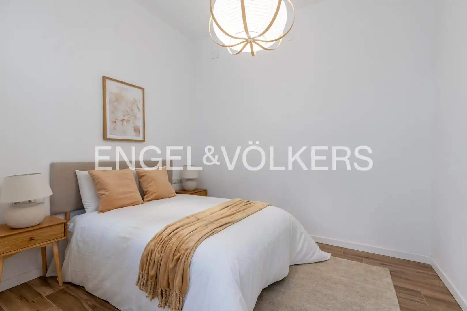 Bedroom of Flat for sale in Sevilla  with Air Conditioner, Heating and Balcony