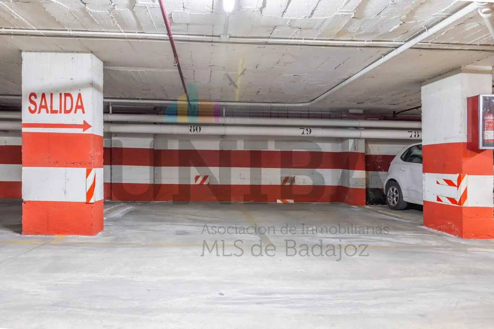 Aparcament de Pis en venda en Badajoz amb Aire condicionat, Calefacció i Balcó