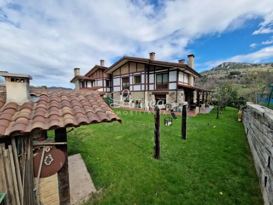 Garden of Detached homes for sale in Areatza  with Heating, Private garden and Storage room